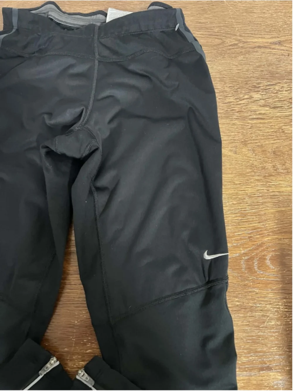 Nike Dri-FIT Women’s Running Leggings Size Small Black Ankle Zip Pocket Athletic